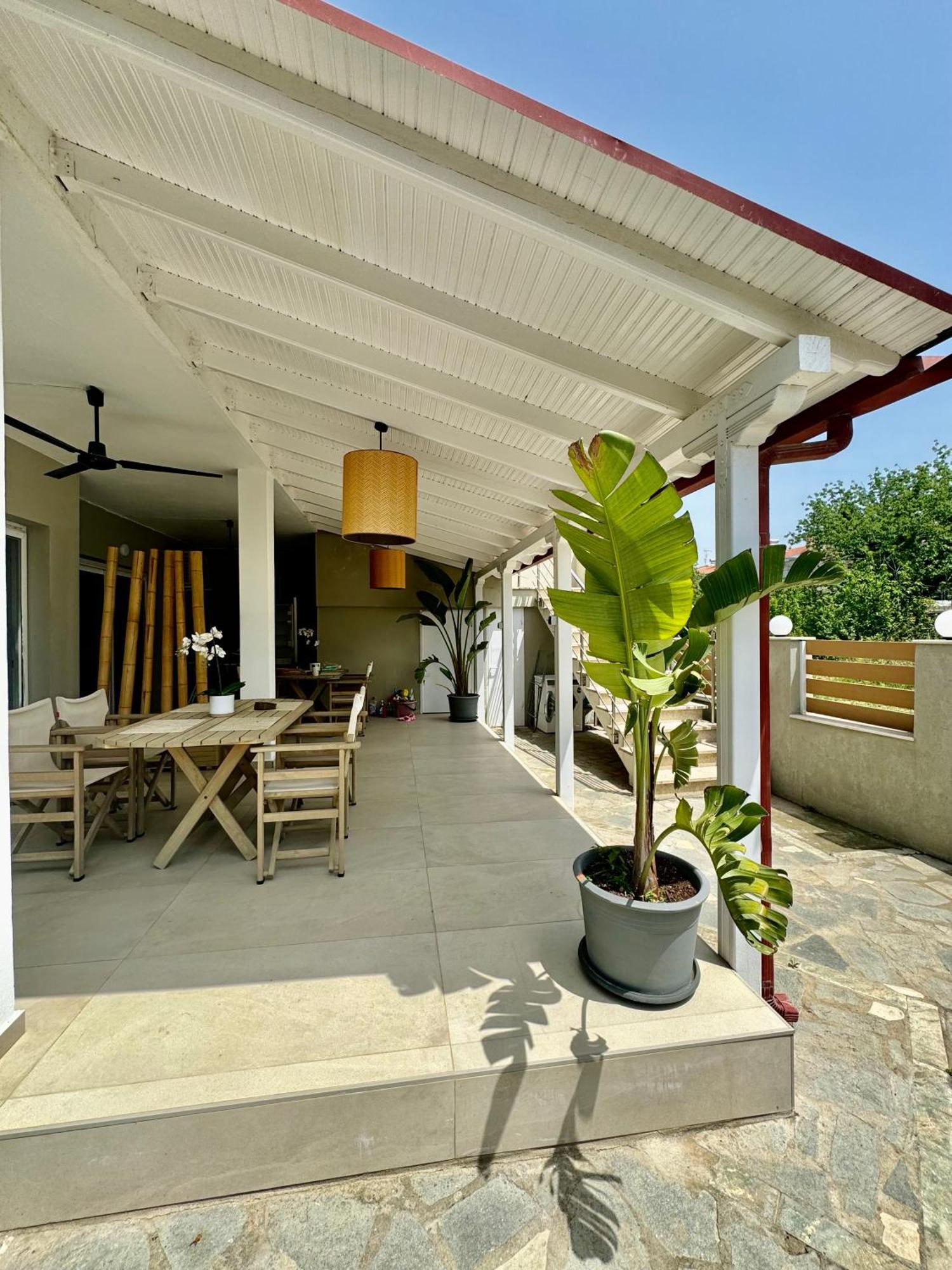 Central Luxury Apartment In Paralia Ofryniou Ofrínion Exterior foto